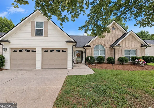 Photo 1 of Single family home for sale at 2880 Wadley Ln, Dacula, GA 30019 | MLS# 10754230 | Listing updated on 2026-09-13