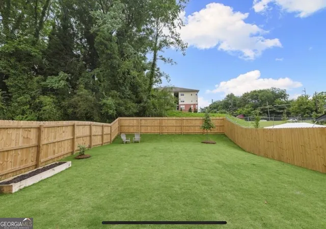 Photo 3 of Single family home for sale at 385 Elm St NW, Atlanta, GA 30314 | MLS# 10837122 | Listing updated on 2026-09-15