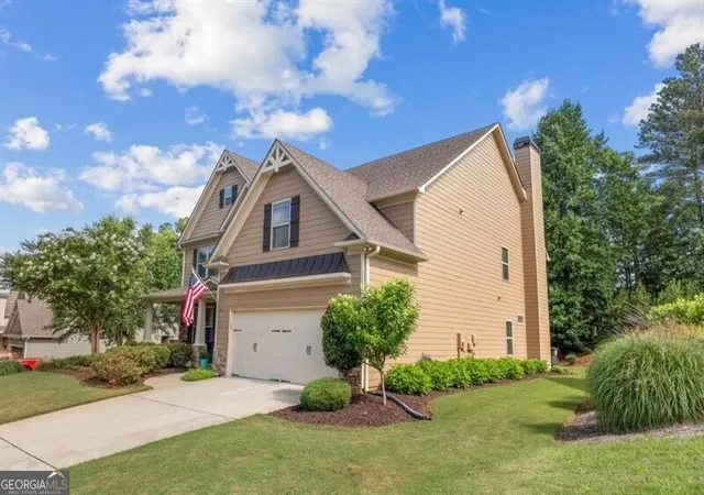 Photo 3 of Sale Pending at 407 Riverwalk Manor Dr, Dallas, GA 30132 | MLS# 10838283 | Listing updated on 2026-09-04