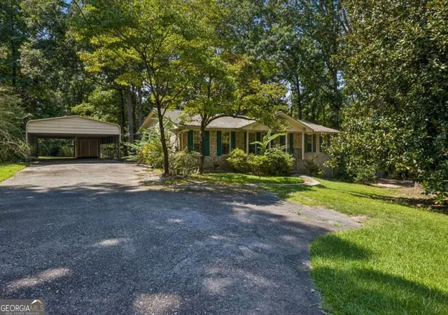 Photo 4 of Single family home for sale at 1314 Gatewood Dr, Lawrenceville, GA 30043 | MLS# 10844405 | Listing updated on 2026-09-13