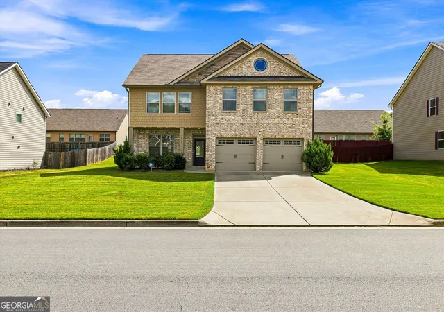 Photo 3 of Single family home for sale at 1218 Brookstone Cir, Conyers, GA 30012 | MLS# 10840876 | Listing updated on 2026-09-18