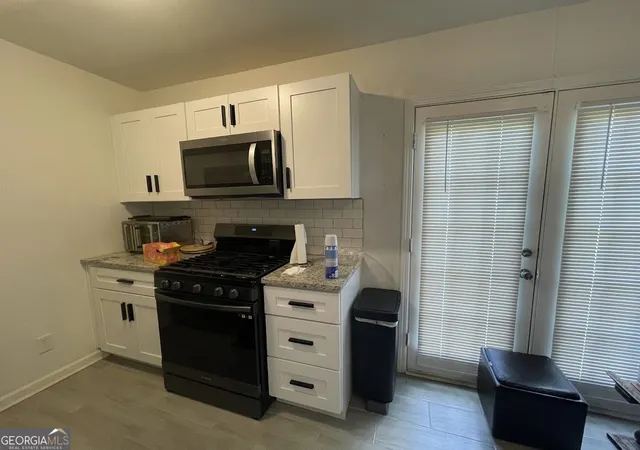 Photo 2 of Single family home for sale at 405 Fairburn Rd SW #80, Atlanta, GA 30331 | MLS# 10879304 | Listing updated on 2026-10-26