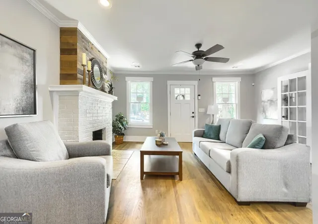 Photo 4 of Single family home for sale at 654 Gillette Ave SW, Atlanta, GA 30310 | MLS# 10842992 | Listing updated on 2026-09-10