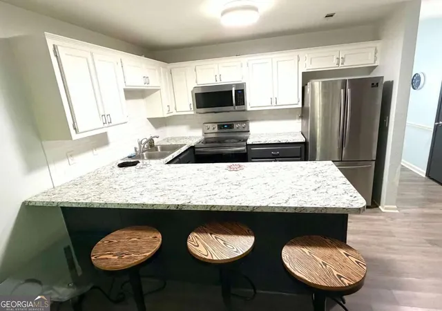 Photo 2 of Townhouse for sale at 3044 Steeplechase Dr, Alpharetta, GA 30004 | MLS# 10840551 | Listing updated on 2026-09-07