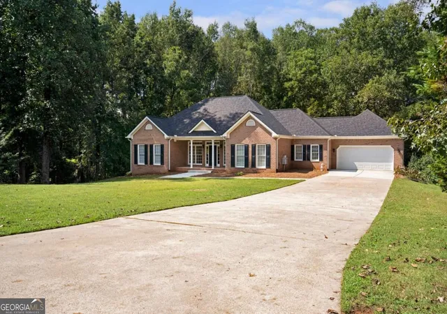 Photo 1 of Single family home for sale at 759 Stoneview Dr, Hoschton, GA 30548 | MLS# 10853302 | Listing updated on 2026-10-09