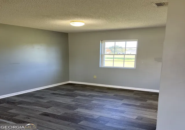 Photo 4 of Single family home for sale at 2329 Culpepper Rd, Cordele, GA 31015 | MLS# 10880562 | Listing updated on 2026-10-29