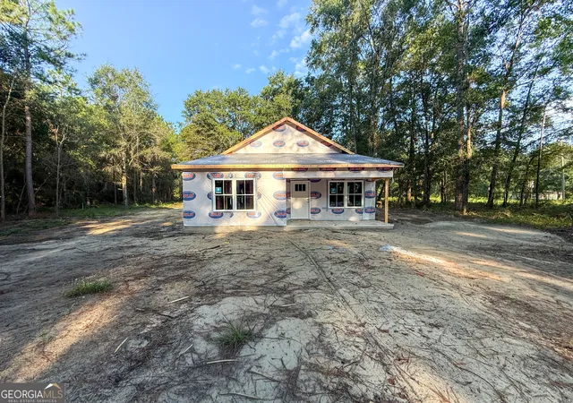 Photo 1 of Sale Pending at 56 Ellabell Loop Rd, Ellabell, GA 31308 | MLS# 10818900 | Listing updated on 2026-09-23