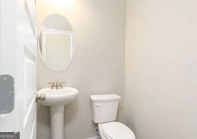 Photo 3 of Single family home for sale at 3279 Kottayam Ct, Statham, GA 30666 | MLS# 10871790 | Listing updated on 2026-10-27