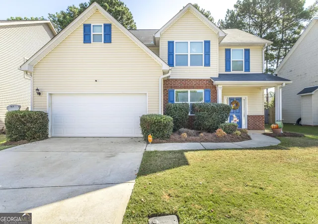 Photo 3 of Single family home for sale at 145 Back Cedar Ln, Warner Robins, GA 31093 | MLS# 10848628 | Listing updated on 2026-09-18