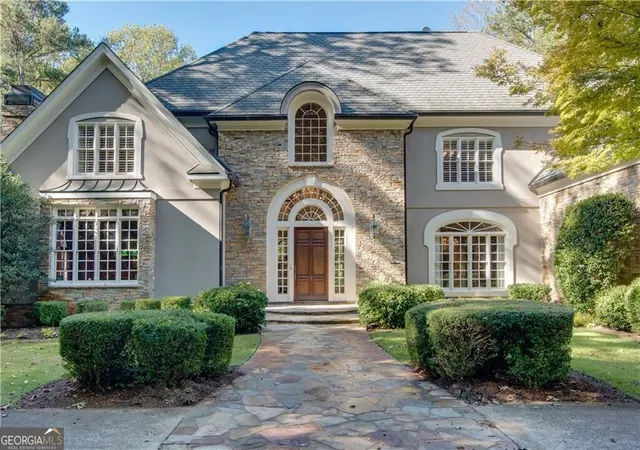 Photo 1 of Single family home for sale at 12180 King Cir, Roswell, GA 30075 | MLS# 10878460 | Listing updated on 2026-10-26
