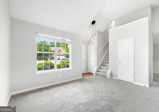 Photo 4 of Single family home for sale at 3129 Stonebridge Crk Dr, Lithonia, GA 30058 | MLS# 10873822 | Listing updated on 2026-10-30