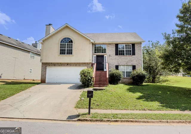 Photo 1 of Single family home for sale at 6196 Idlewood Cir, Lithonia, GA 30038 | MLS# 10836366 | Listing updated on 2026-09-20