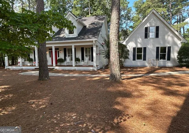 Photo 1 of Single family home for sale at 1011 Spy Glass Hl, Greensboro, GA 30642 | MLS# 10843203 | Listing updated on 2026-09-10