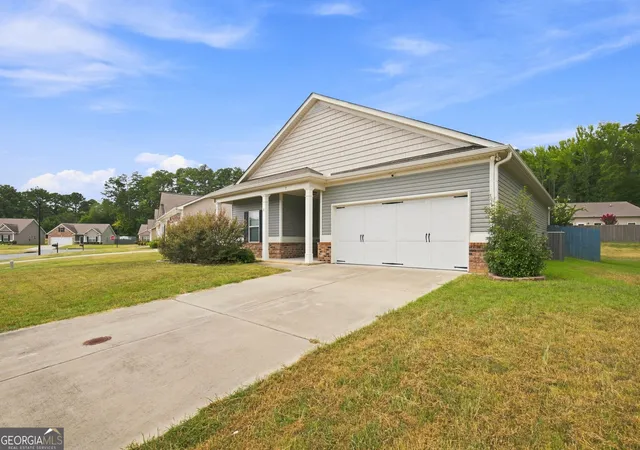 Photo 3 of Single family home for sale at 7 Grandberry Ct Sw, Rome, GA 30165 | MLS# 10844024 | Listing updated on 2026-09-11