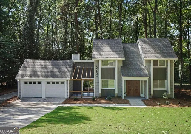 Photo 1 of Sale Pending at 5230 Essex Farms Ct, Stone Mountain, GA 30088 | MLS# 10851852 | Listing updated on 2026-10-07