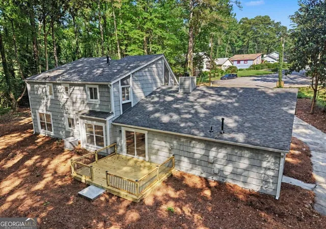 Photo 3 of Sale Pending at 5230 Essex Farms Ct, Stone Mountain, GA 30088 | MLS# 10851852 | Listing updated on 2026-10-07