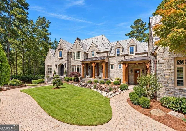 Photo 1 of Single family home for sale at 929 Middle Frk Trl, Suwanee, GA 30024 | MLS# 10879662 | Listing updated on 2026-10-29