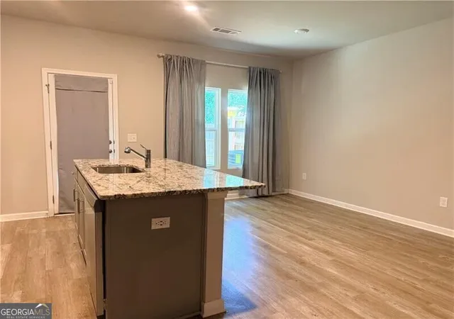 Photo 3 of Townhouse for sale at 6271 Redan Sq #83, Lithonia, GA 30058 | MLS# 10840048 | Listing updated on 2026-09-18