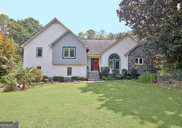 Photo 1 of Sale Pending at 165 Clearbrook Way, Fayetteville, GA 30215 | MLS# 10838759 | Listing updated on 2026-09-14