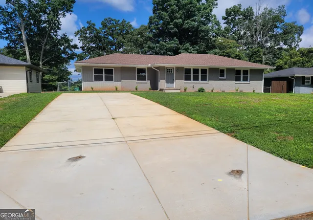 Photo 1 of Single family home for sale at 2653 Flagstone Dr SE, Atlanta, GA 30316 | MLS# 10870108 | Listing updated on 2026-10-26