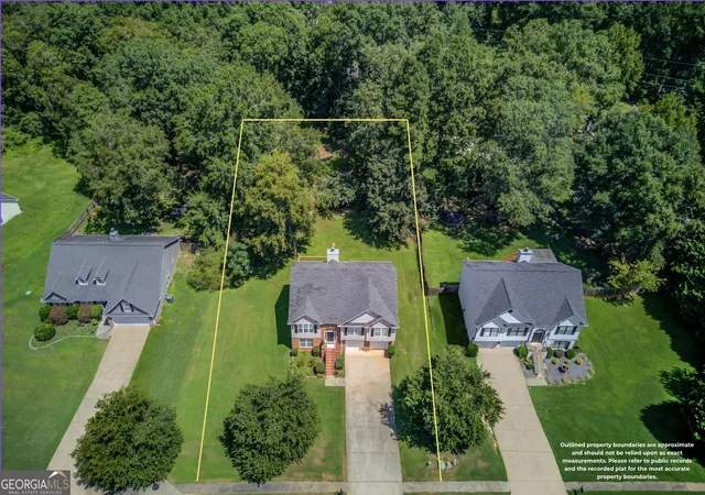 Photo 2 of Single family home for sale at 1143 Augustine Dr, Auburn, GA 30011 | MLS# 10836067 | Listing updated on 2026-10-23