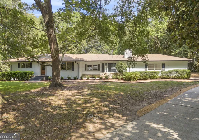 Photo 2 of Single family home for sale at 921 Highway 72 E, Comer, GA 30629 | MLS# 10845100 | Listing updated on 2026-10-09