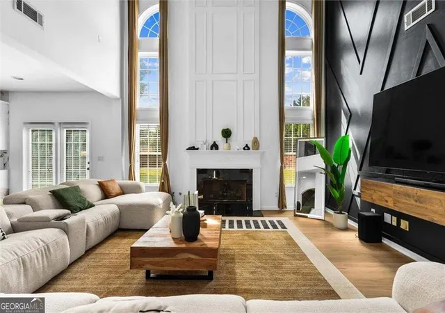 Photo 4 of Single family home for sale at 4507 Bellwood Cir, Atlanta, GA 30349 | MLS# 10880018 | Listing updated on 2026-10-28