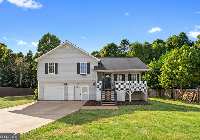 Photo 1 of Single family home for sale at 530 Woodwind Dr, Rockmart, GA 30153 | MLS# 10843762 | Listing updated on 2026-09-10