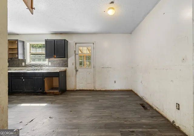 Photo 4 of Single family home for sale at 530 Woodwind Dr, Rockmart, GA 30153 | MLS# 10843762 | Listing updated on 2026-09-10