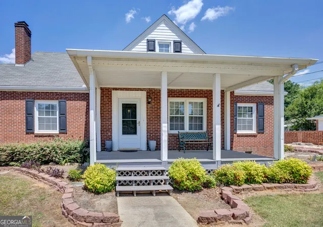 Photo 3 of Single family home for sale at 6127 Newton Dr Ne, Covington, GA 30014 | MLS# 10755695 | Listing updated on 2026-09-16