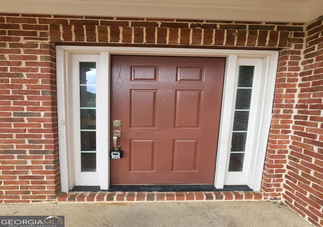 Photo 3 of Single family home for sale at 5704 Barrington Run, Union City, GA 30291 | MLS# 10844828 | Listing updated on 2026-10-09