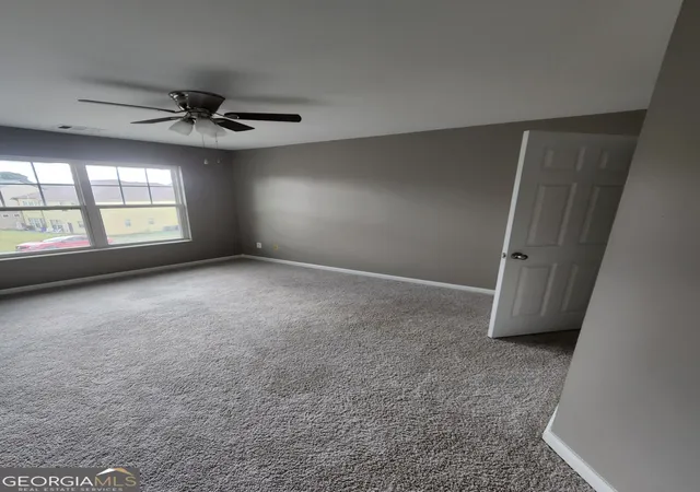 Photo 4 of Single family home for sale at 5704 Barrington Run, Union City, GA 30291 | MLS# 10844828 | Listing updated on 2026-10-29
