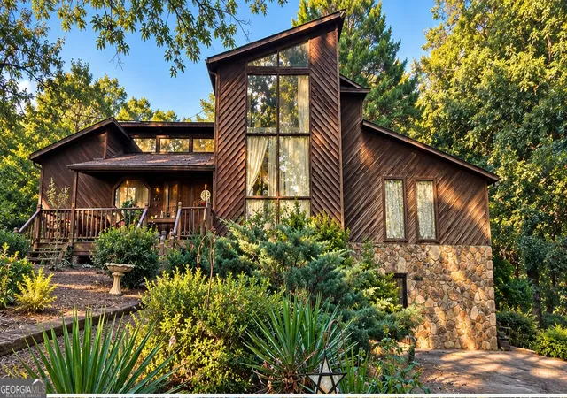Photo 1 of Single family home for sale at 198 Evergreen Rd, Canton, GA 30114 | MLS# 10849323 | Listing updated on 2026-09-23