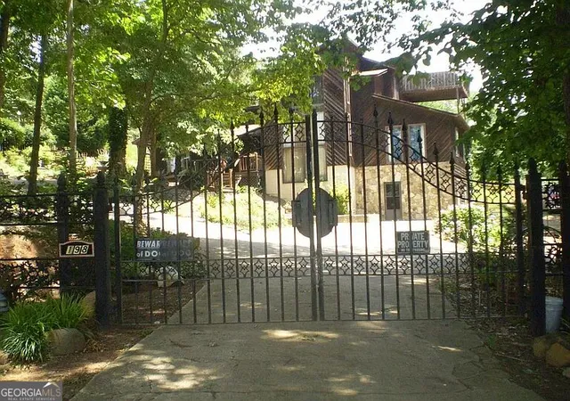 Photo 2 of Single family home for sale at 198 Evergreen Rd, Canton, GA 30114 | MLS# 10849323 | Listing updated on 2026-09-23
