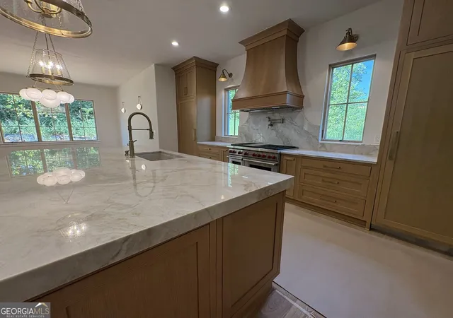 Photo 2 of Single family home for sale at 1010 Lyndon Ln, Alpharetta, GA 30004 | MLS# 10759353 | Listing updated on 2026-09-04