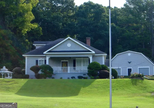 Photo 1 of Single family home for sale at 5506 20th Avenue, Valley, AL 36854 | MLS# 10844750 | Listing updated on 2026-09-25