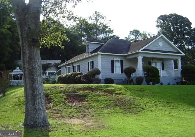 Photo 3 of Single family home for sale at 5506 20th Avenue, Valley, AL 36854 | MLS# 10844750 | Listing updated on 2026-09-25