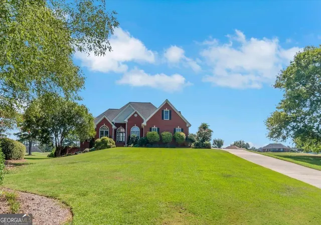 Photo 2 of Single family home for sale at 1114 Edward Dr, Mcdonough, GA 30252 | MLS# 10853578 | Listing updated on 2026-10-09