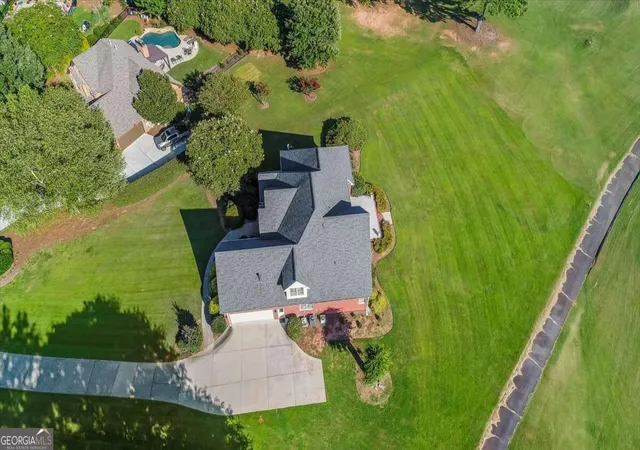 Photo 3 of Single family home for sale at 1114 Edward Dr, Mcdonough, GA 30252 | MLS# 10853578 | Listing updated on 2026-10-09