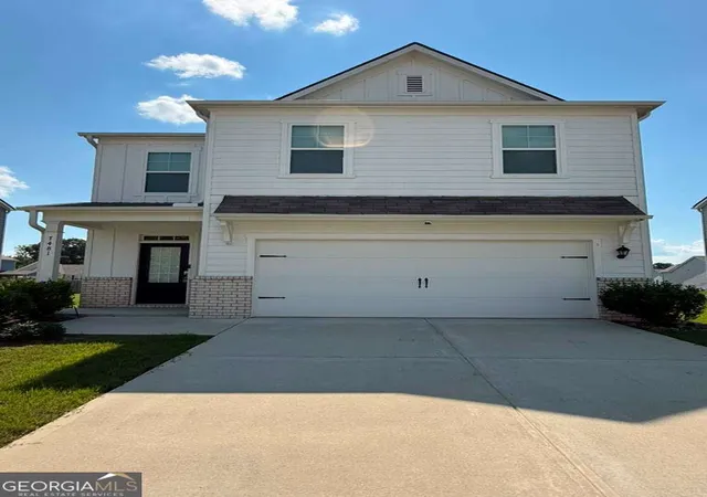Photo 1 of Single family home for sale at 7481 Hawk Tail Way, Fairburn, GA 30213 | MLS# 10837508 | Listing updated on 2026-09-14