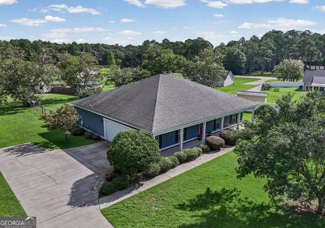 Photo 3 of Single family home for sale at 100 Kendal Ln, Leesburg, GA 31763 | MLS# 10838801 | Listing updated on 2026-09-26