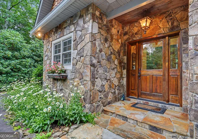 Photo 4 of Single family home for sale at 68 Jiminy Peak Ln, Sky Valley, GA 30537 | MLS# 10818463 | Listing updated on 2026-09-10