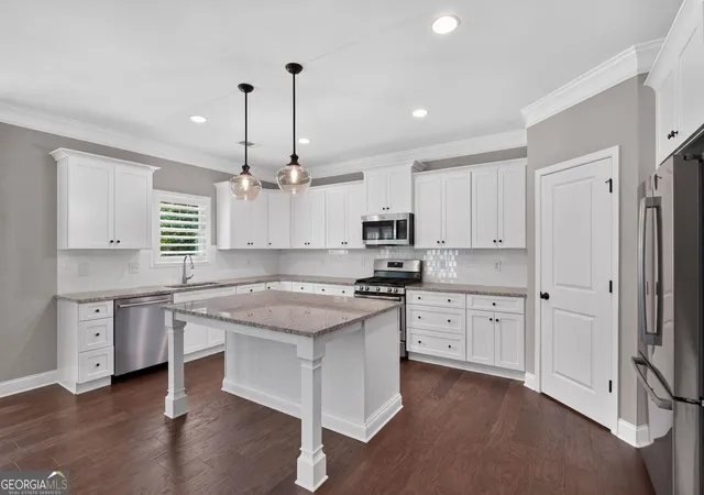 Photo 3 of Single family home for sale at 7473 Elderberry Dr, Douglasville, GA 30135 | MLS# 10831482 | Listing updated on 2026-09-20