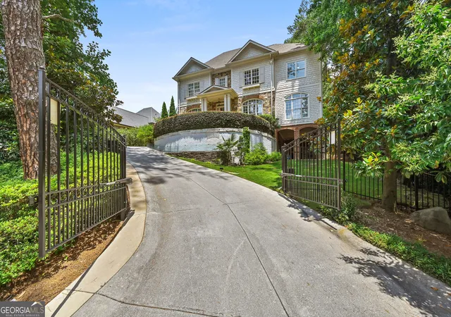 Photo 1 of Single family home for sale at 982 NE Canter Rd, Atlanta, GA 30324 | MLS# 10837236 | Listing updated on 2026-09-20