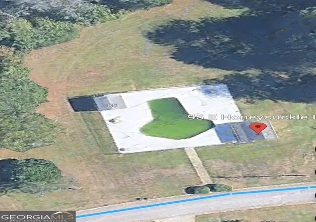 Photo 2 of Sale Pending at 95 E Honeysuckle Ln, Carrollton, GA 30116 | MLS# 10847717 | Listing updated on 2026-10-08