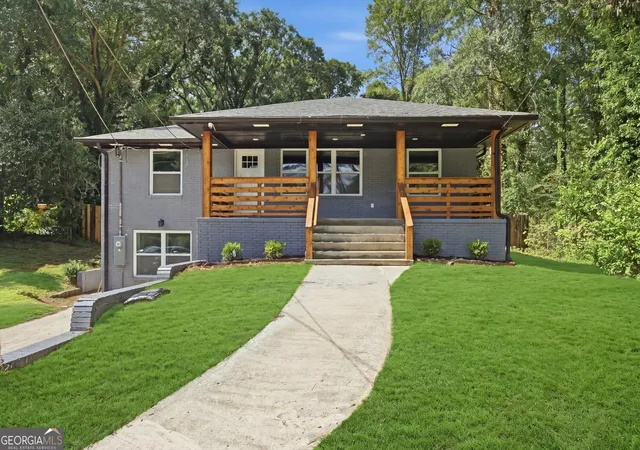 Photo 1 of Single family home for sale at 2531 Hood Ave Nw, Atlanta, GA 30318 | MLS# 10846003 | Listing updated on 2026-10-04
