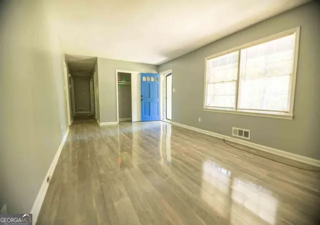 Photo 3 of Single family home for sale at 4176 Indian Forest Rd, Stone Mountain, GA 30083 | MLS# 10879416 | Listing updated on 2026-10-29