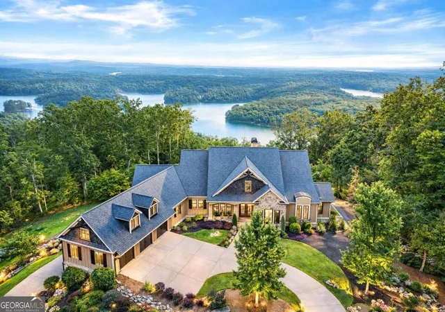 Photo 2 of Mansion for sale at 49 Waterside Dr, Cartersville, GA 30121 | MLS# 10838084 | Listing updated on 2026-09-06