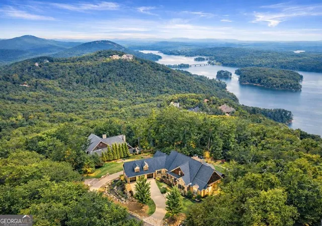 Photo 3 of Mansion for sale at 49 Waterside Dr, Cartersville, GA 30121 | MLS# 10838084 | Listing updated on 2026-09-06