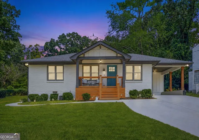 Photo 1 of Single family home for sale at 1909 Rogers Ave Sw, Atlanta, GA 30310 | MLS# 10840199 | Listing updated on 2026-09-04